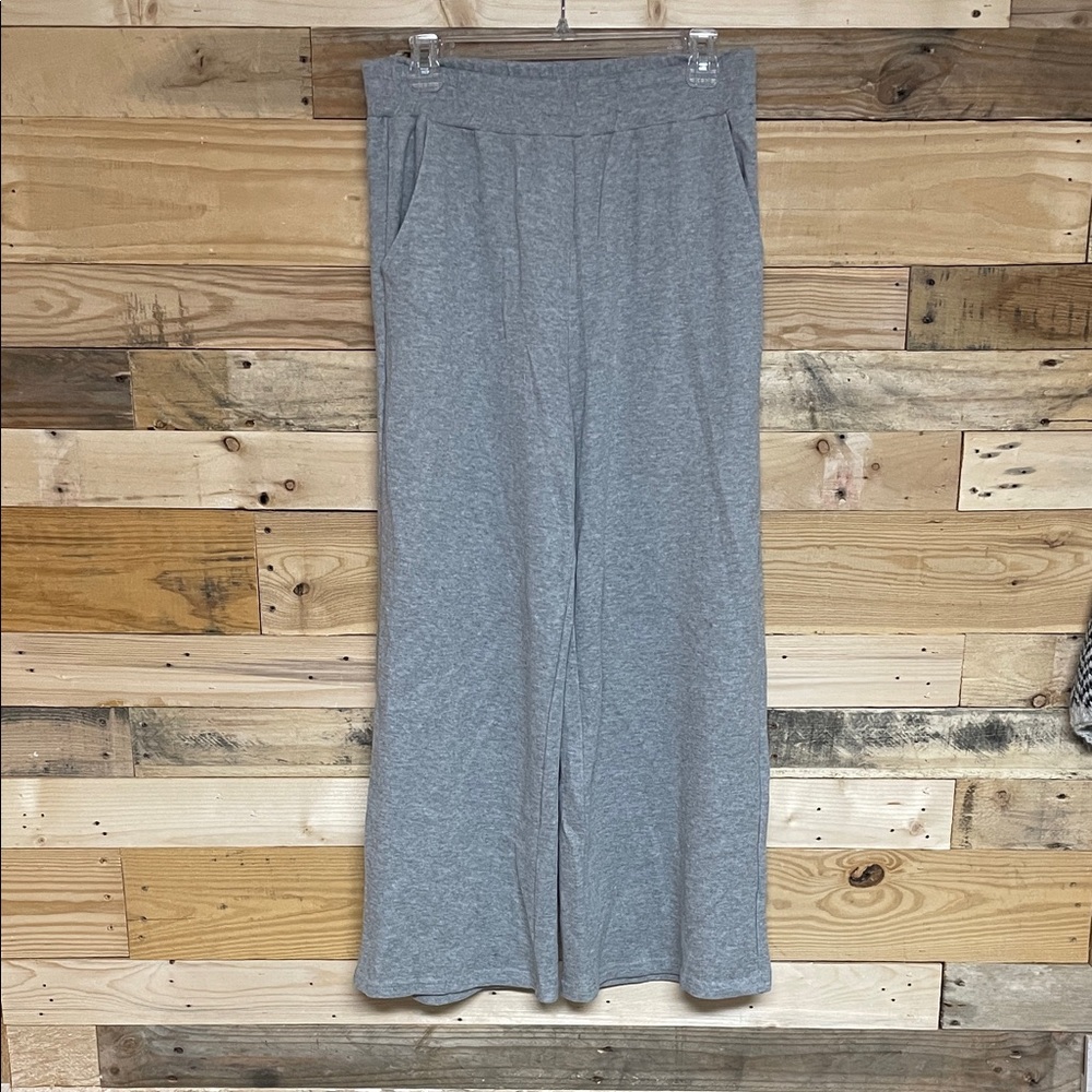 Listicle size Large Soft Gray Wide-Leg Sweatpants with pockets
